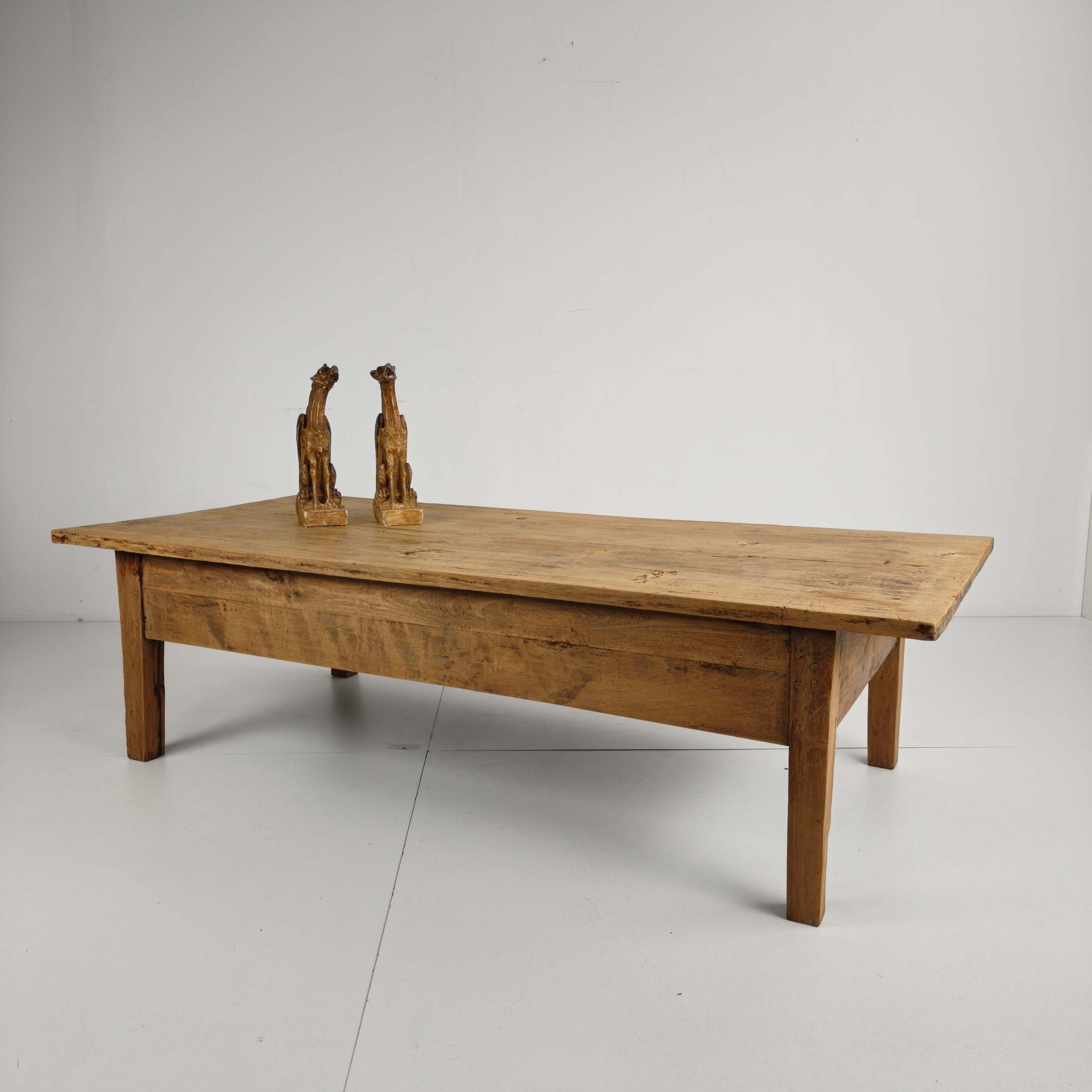 Antieke 19e Eeuwse Franse Boeren Salontafel Van Eikenhout image 3