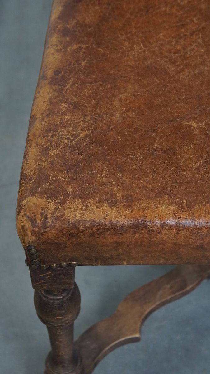 Set Van 2 Antieke Houten En Schapenleren Eetkamerstoelen Met Een Mooi Patina Uit Begin 1900 image 11
