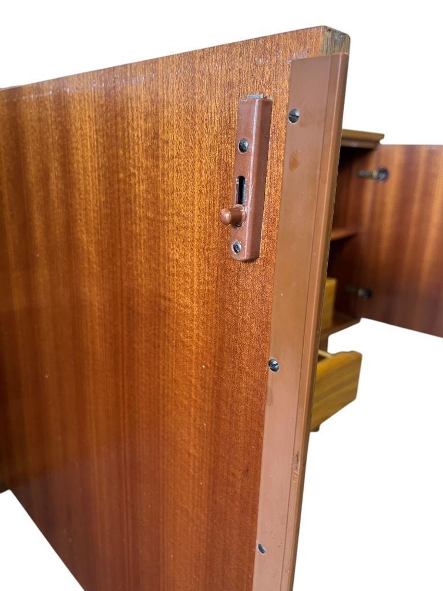 Vintage Houten Dressoir / Kast / Buffetkast image 12