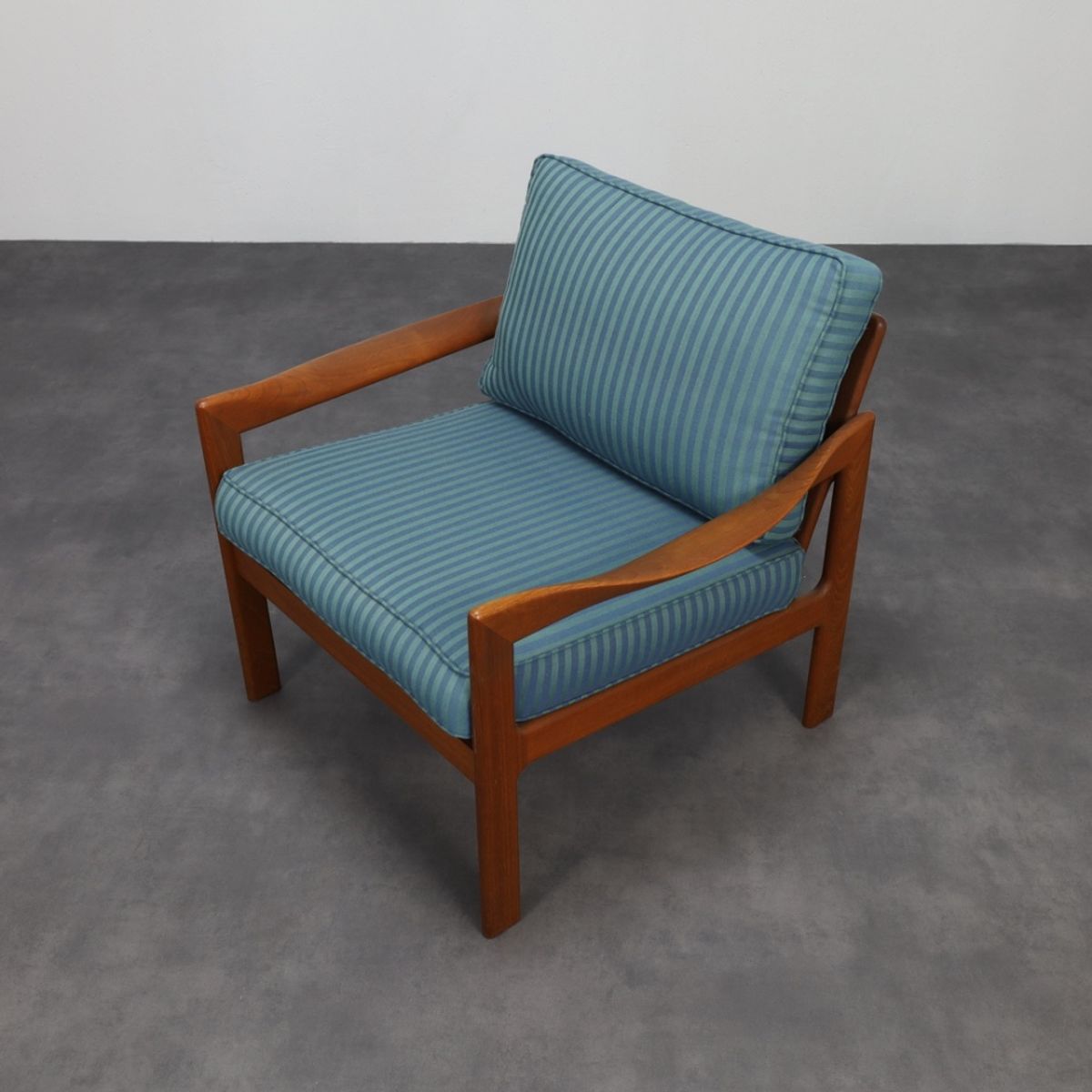 2x Fauteuil Illum Wikkelsö Niels Eilersen 1960s (setprijs) image 3