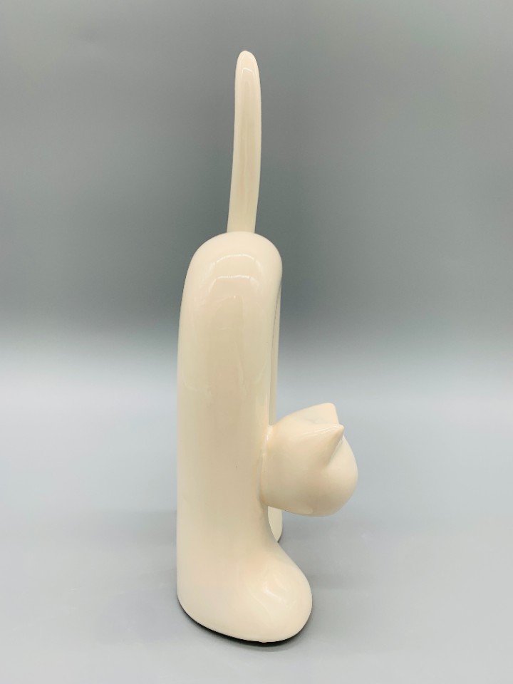 Naaman Israel Arched Back Cat image 5