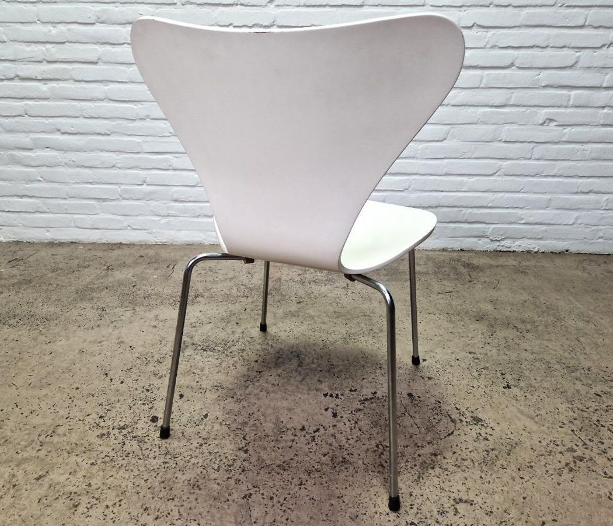 Arne Jacobsen Voor Fritz Hansen Vlinderstoel 1969 image 2
