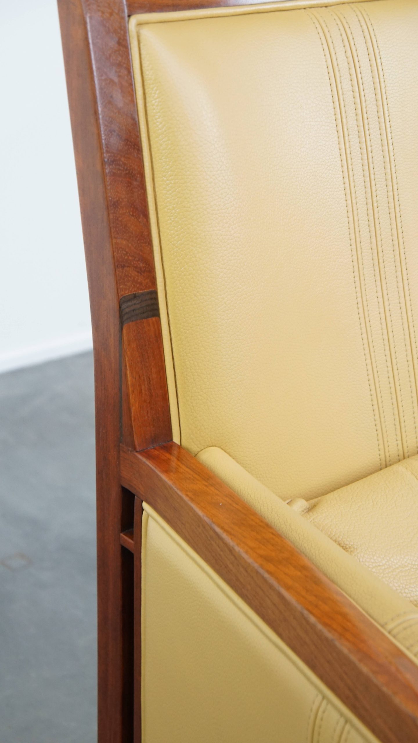 Prachtige Art Deco Schuitema Design Fauteuil In Geel Leer Met Een Hoge Rug Uit De Decoforma Serie image 11