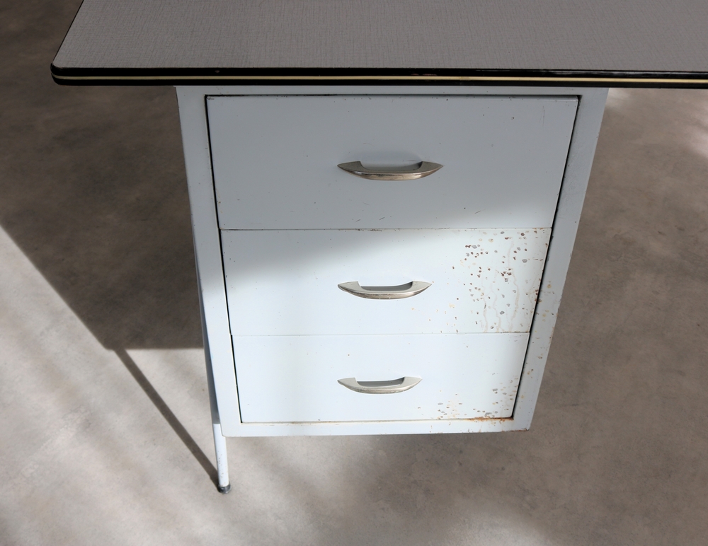 Vintage Bureau | Industrieel | Jaren 60 | Desk image 10