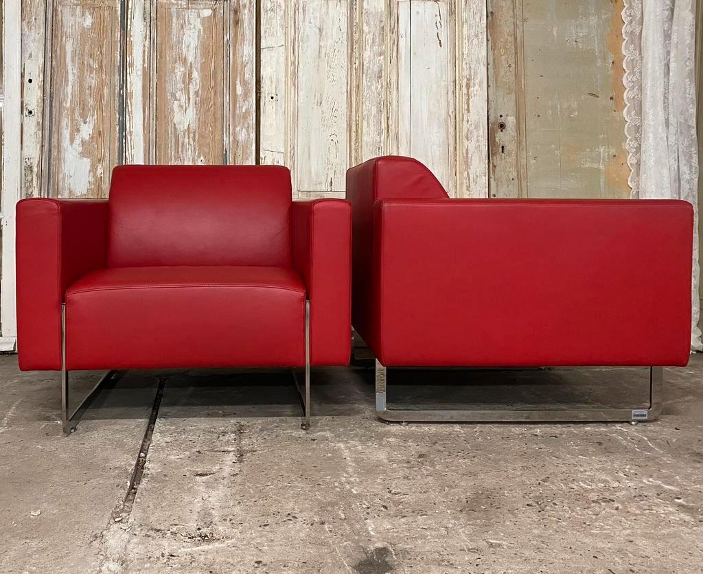 Artifort Fauteuils (2x), Model Mare. Rood Leder. Design. image 2