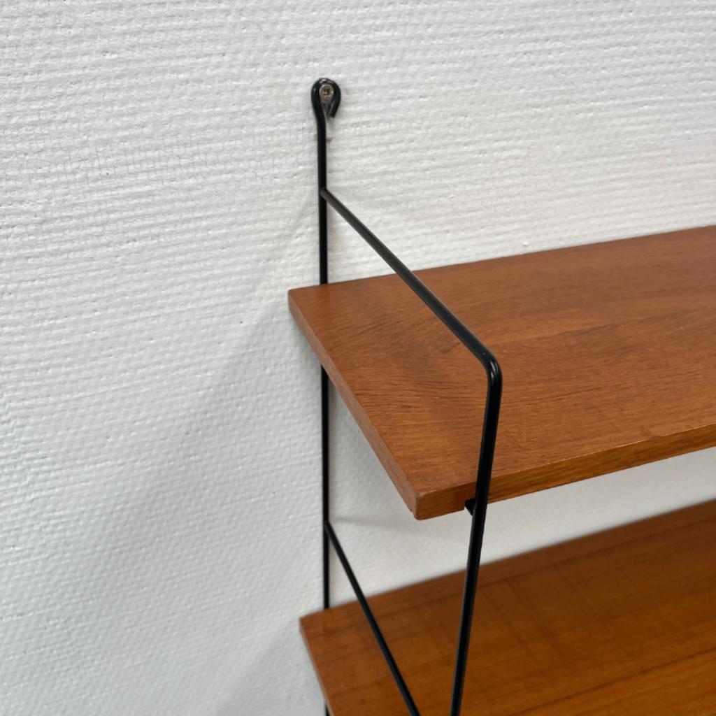 Vintage Wandrek 3 Planken Teak, Zwart Draadstaal 'ladders' image 7