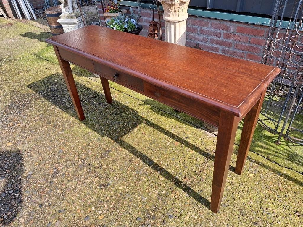Mooie Lage Sidetable Afm. 120x35cm En 62cm Hoog. \ image 3