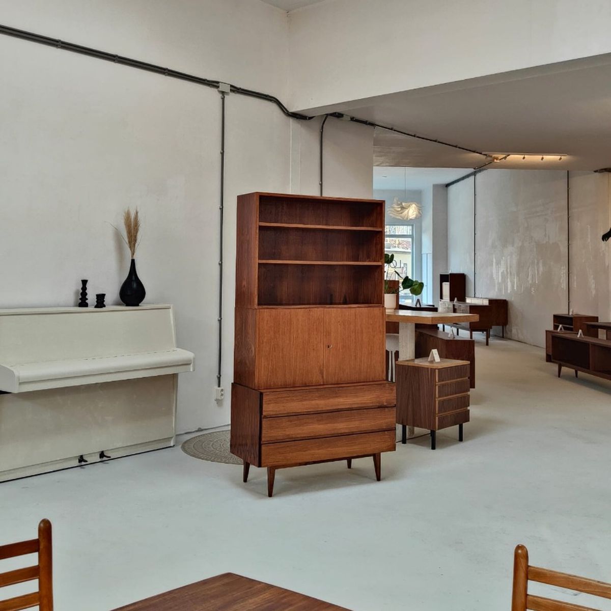 Mid Century Highboard image 7