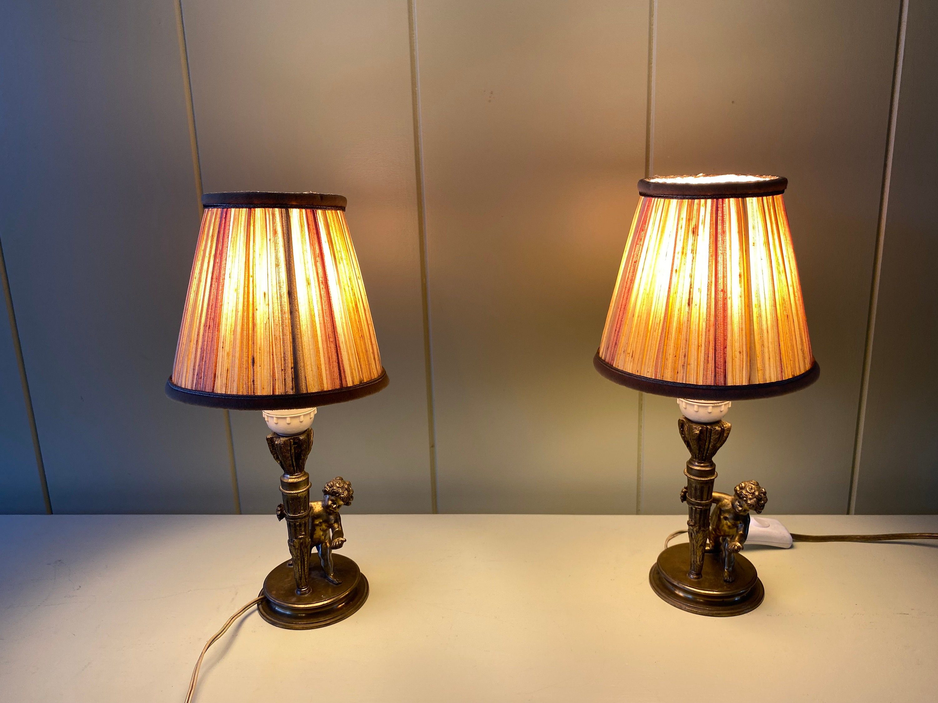Set Van Twee Vintage Tafellampen, Sfeerverlichting Met Kindjes Of Engelen image 2