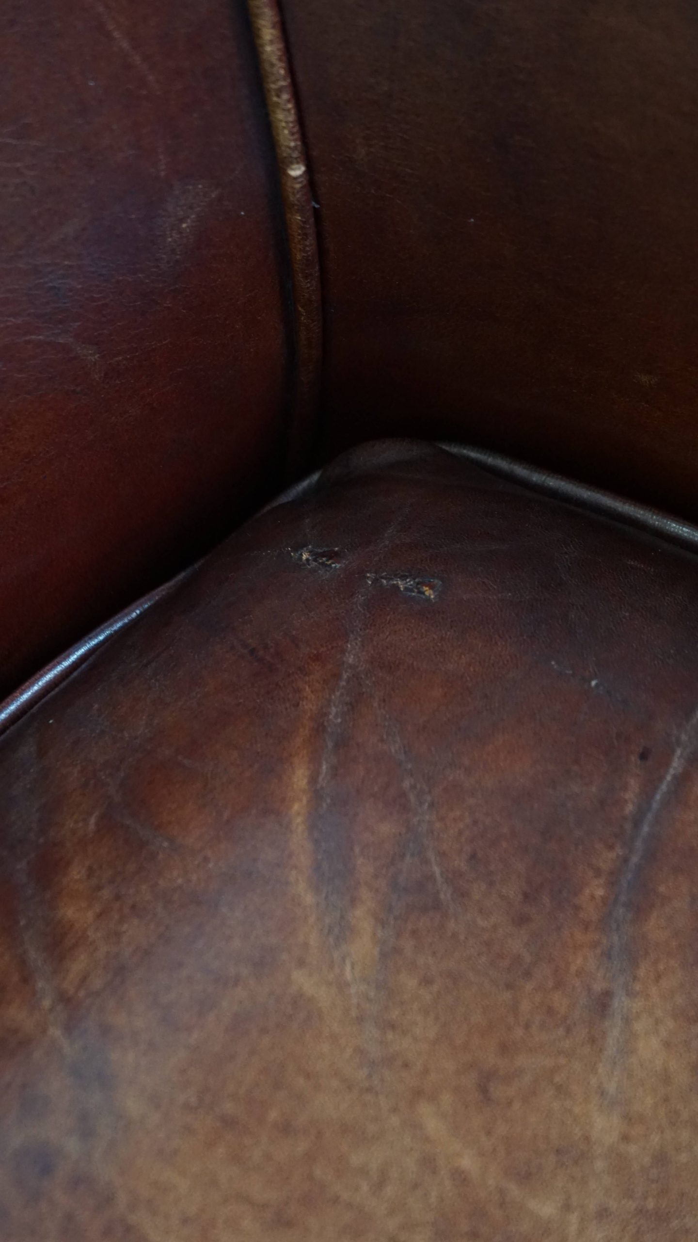 Comfortabele En Luxe 2 Zits Clubbank Gemaakt Van Schapenleer image 15
