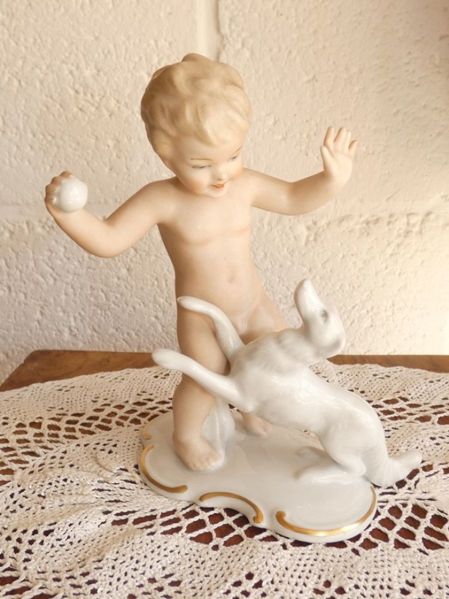 Wallendorf "spelende Jongen Met Hond". image 7