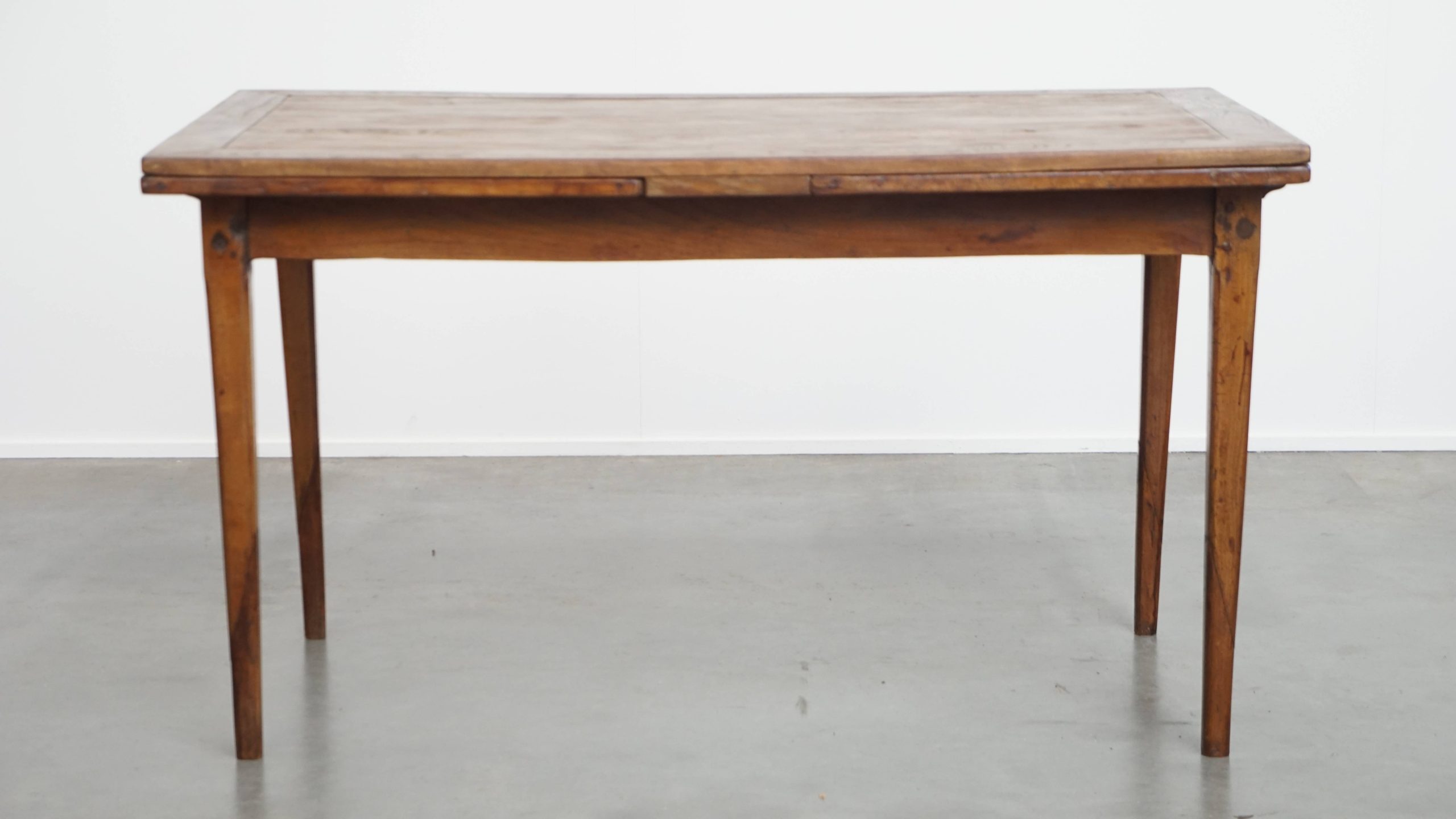 Functionele En Mooie Engelse Antieke Uitschuifbare Eettafel Van Iepen En Kersenhout image 17