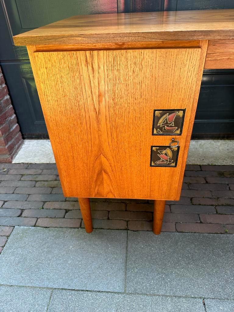 Vintage Sixties Bureau image 19