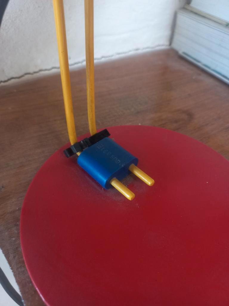 Vintage Vrieland Memphis Stijl Bureaulamp Jaren 80. image 4