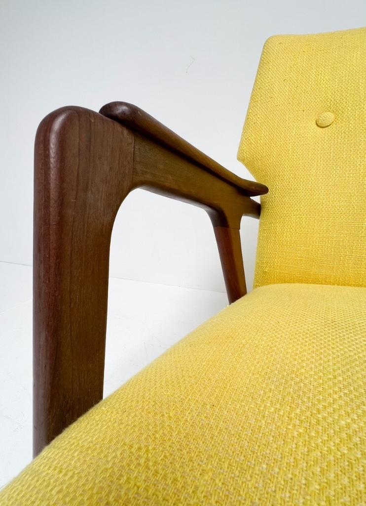 Houten Wingback Fauteuil Uit De 1960’S image 15