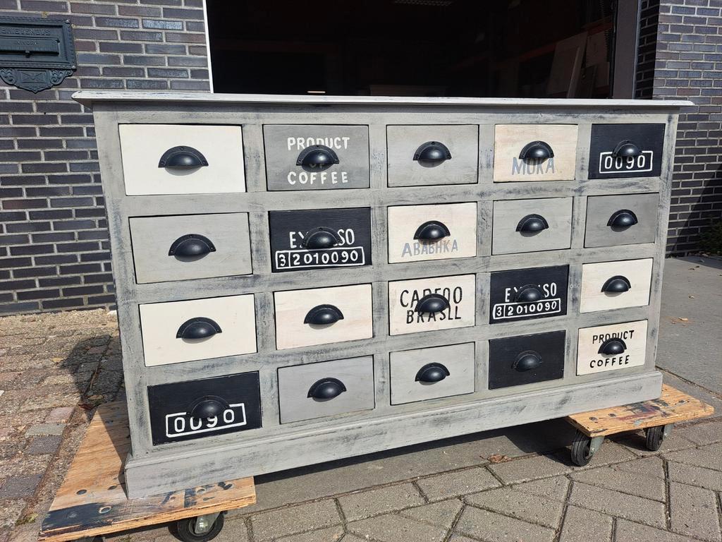 Hippe Ladekast Commode 20 Lades image 2