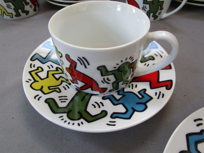 Keith Haring Servies: 2 Platte Borden, 2 Koffiekop En Schotel, 1 Espresso Kopje En Schotel image 4