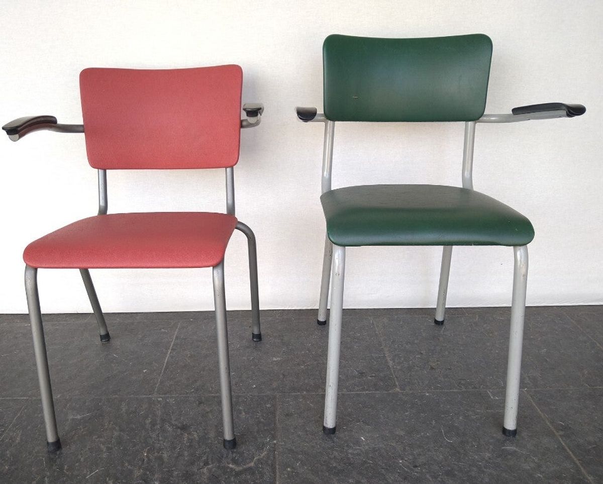 2x Gispen Chairs image 5
