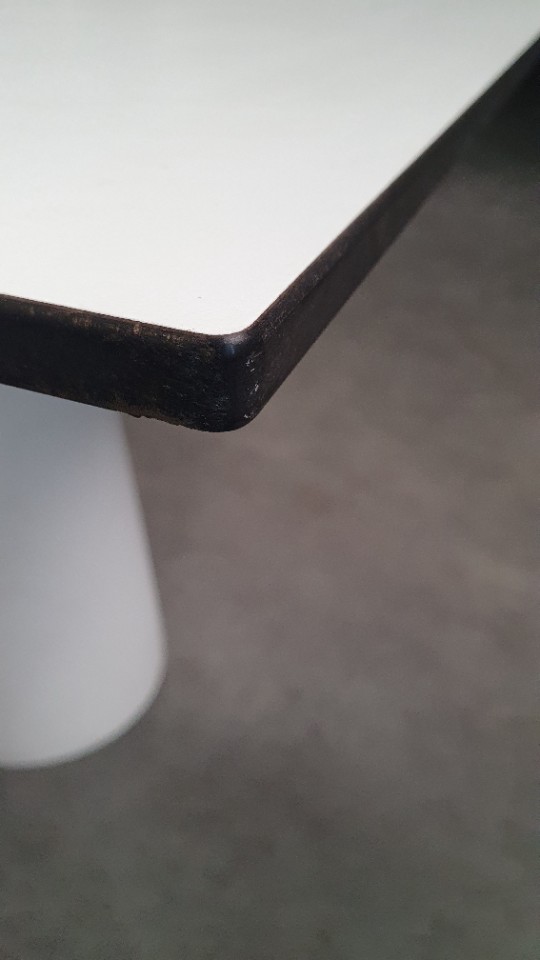 Moooi Container Table + Low Voet Wit Classic Dutch Design image 9