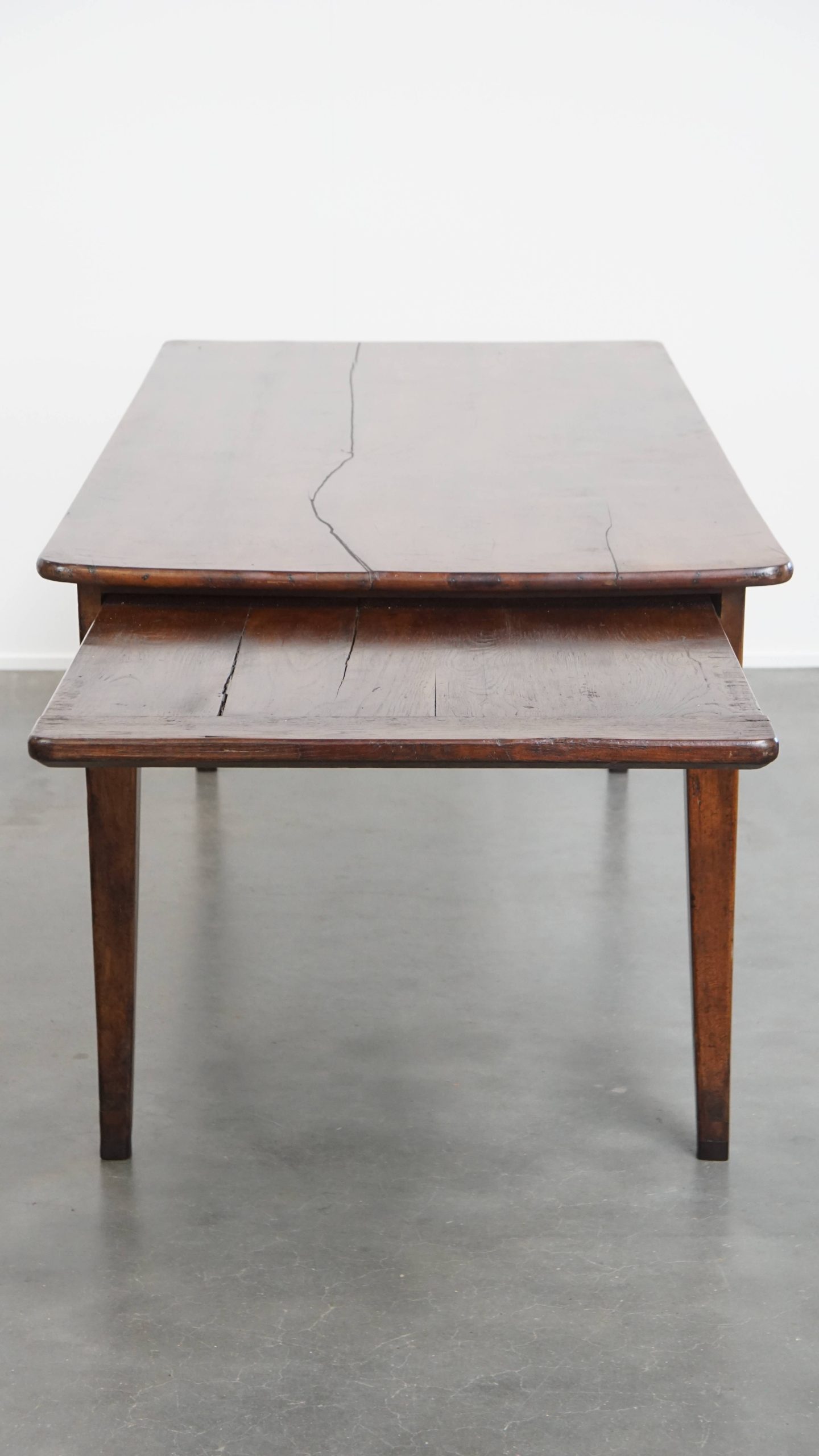 Antieke Franse Eettafel Gemaakt Van Kersenhout In Een Warme Kleur image 6