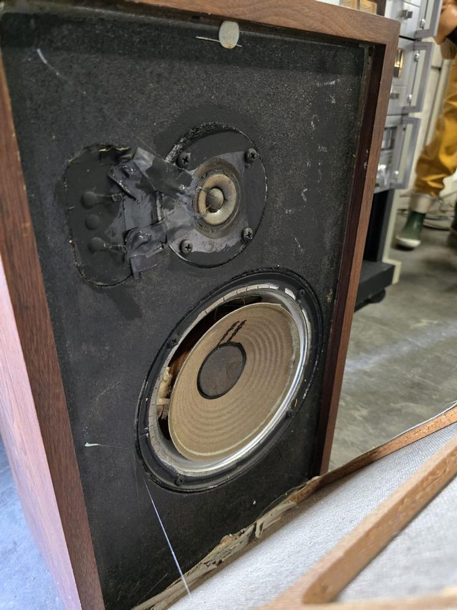 Set Van 2 Vintage Speakers/luidsprekers Acoustic Research image 14