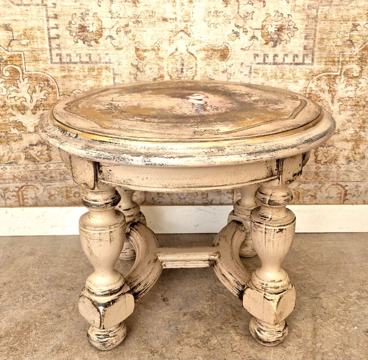 Hout Tafel In Roze / Vintage Look Salontafel/ Uniek Handbeschilderde Tafel image 4