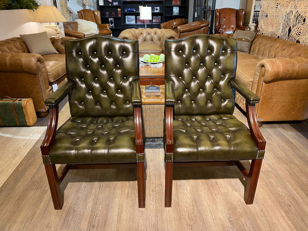 2 X Engelse Chesterfield Fauteuils/stoelen In Nieuwstaat Antiek Groen image 4