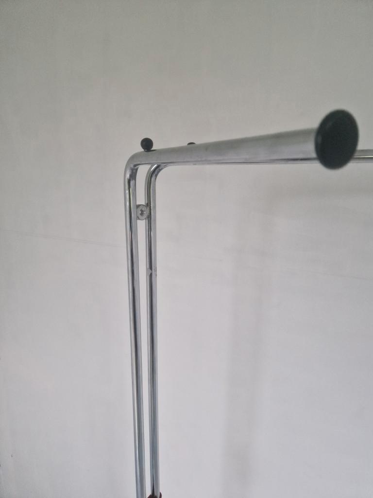 Carlo Bimbi Italiaanse Design Kapstok Jaren 80 Rood. image 9