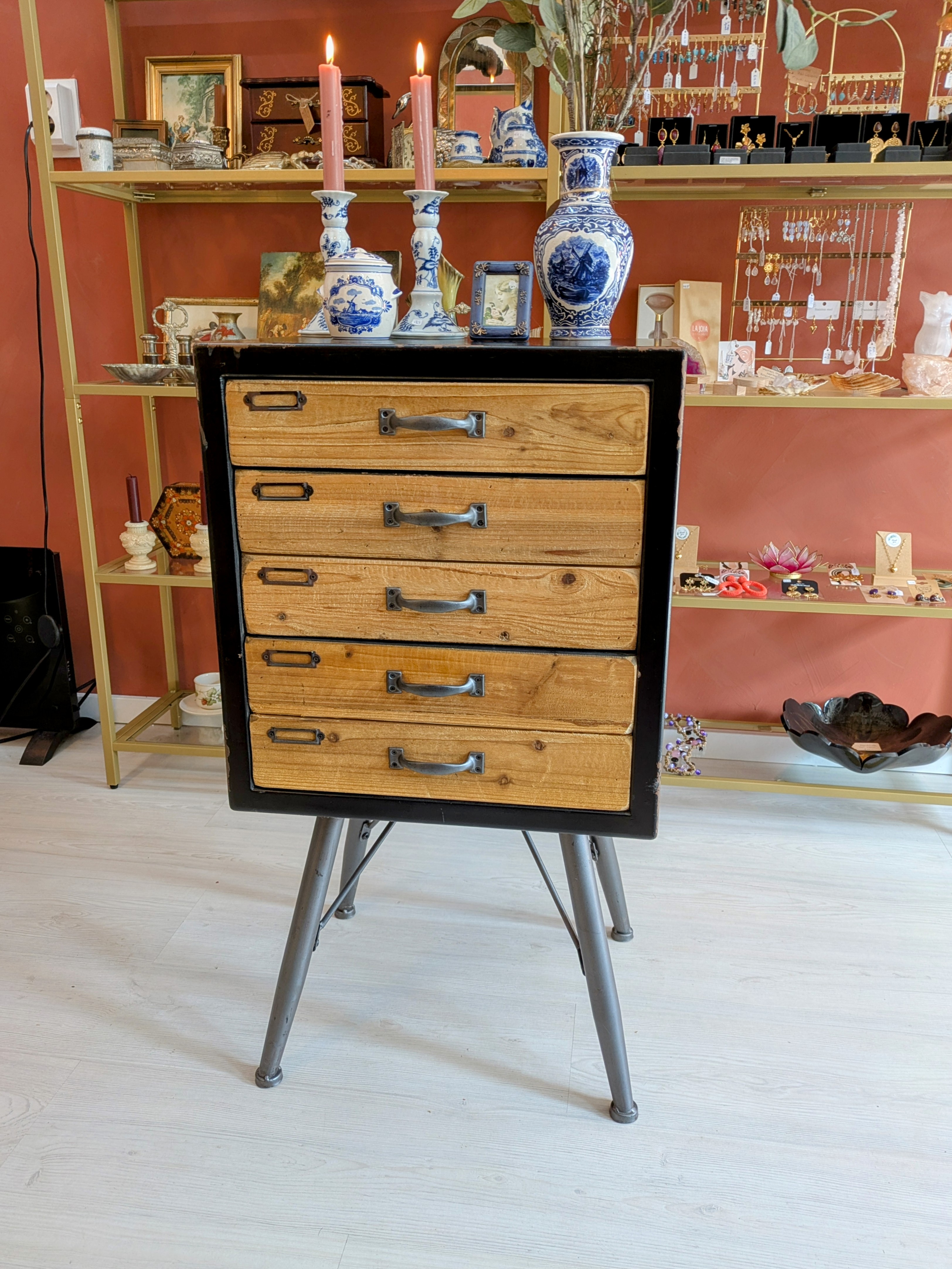 Industriële Ladekast Apothekerskast image 10