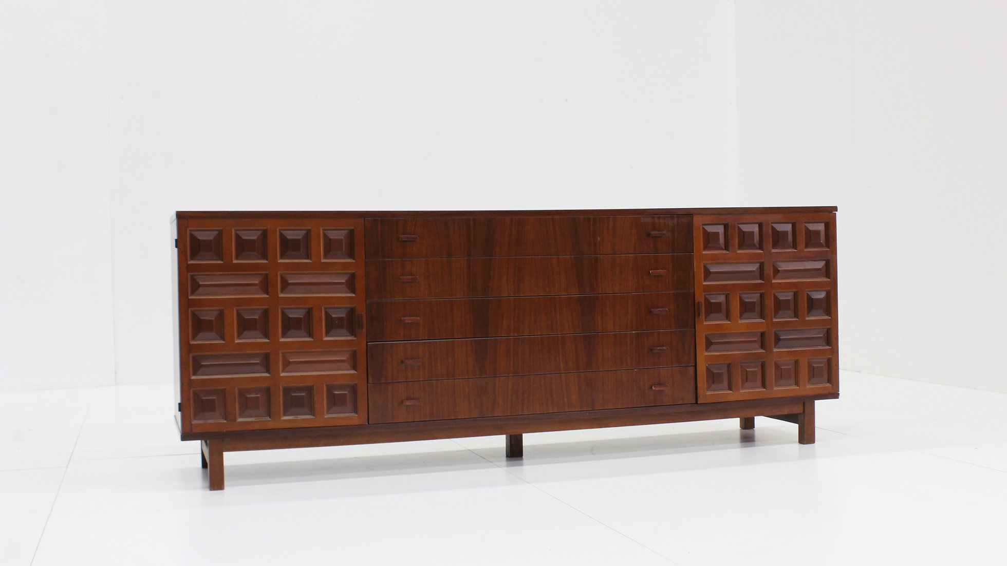 Spanish Brutalist Sideboard Dressoir image 8
