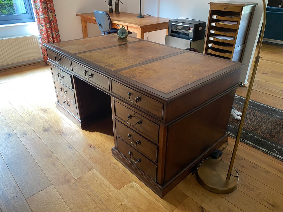 Klassieke Engelse Partnerdesk image 4