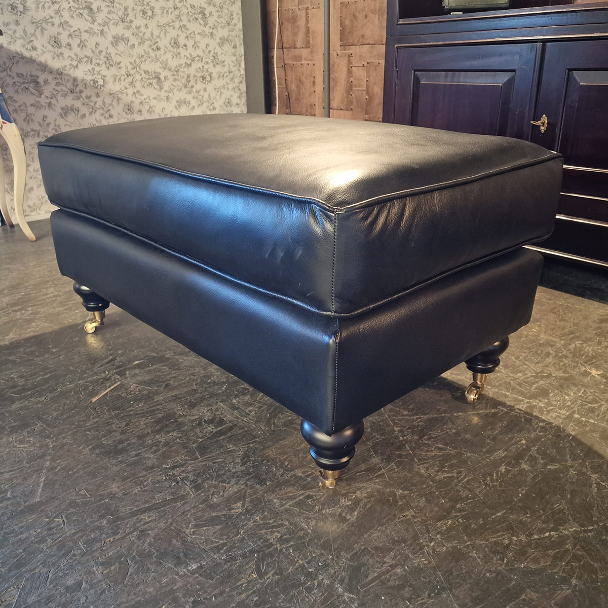 Chesterfield Ingleton Hocker - Zwart image 2