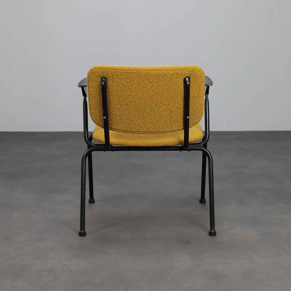 Armchair By Ahrend De Cirkel, 1969 – Reupholstered In Bouclé image 4
