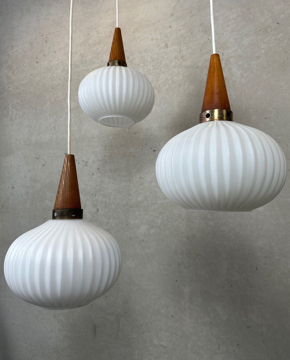 3x ‘japandi’ Hanglampen – Teak En Opaline image 5