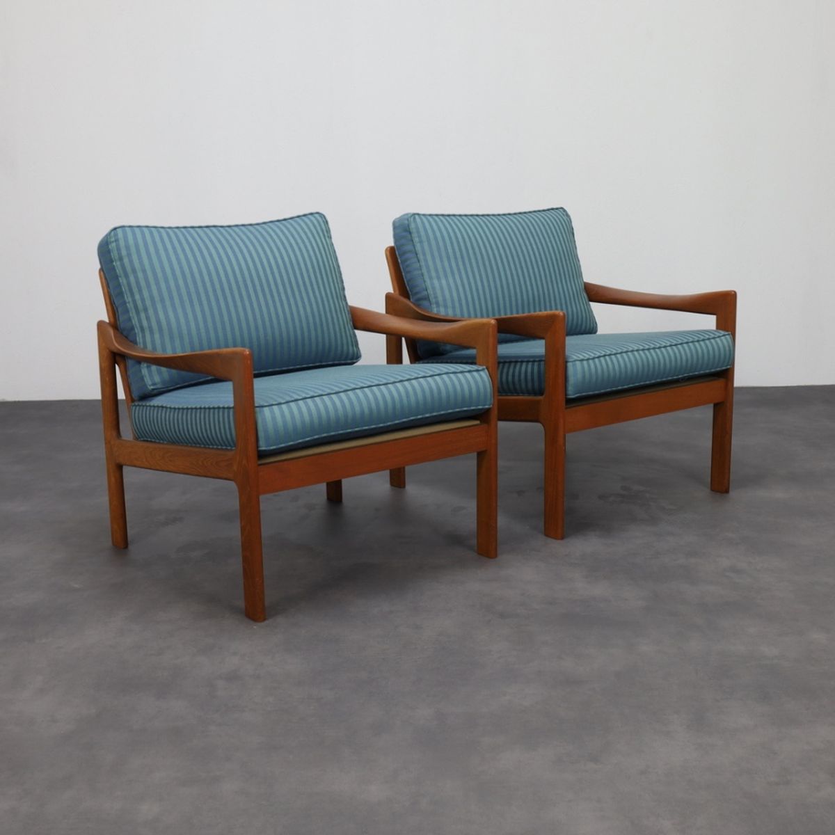 2x Fauteuil Illum Wikkelsö Niels Eilersen 1960s (setprijs) image 8