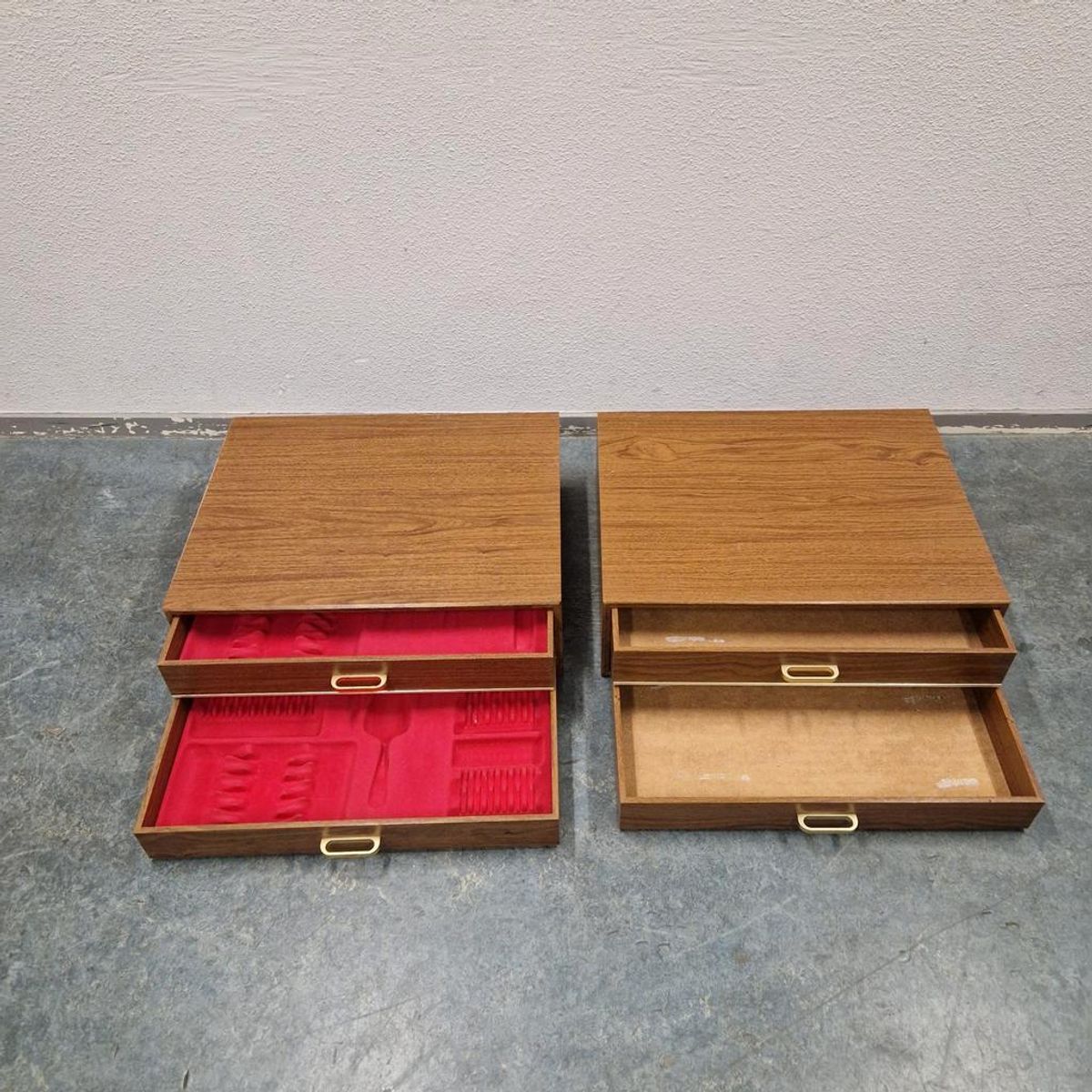 Set Van 2 Zwevende Nachtkastjes Vintage Gero Besteklade Kast image 5