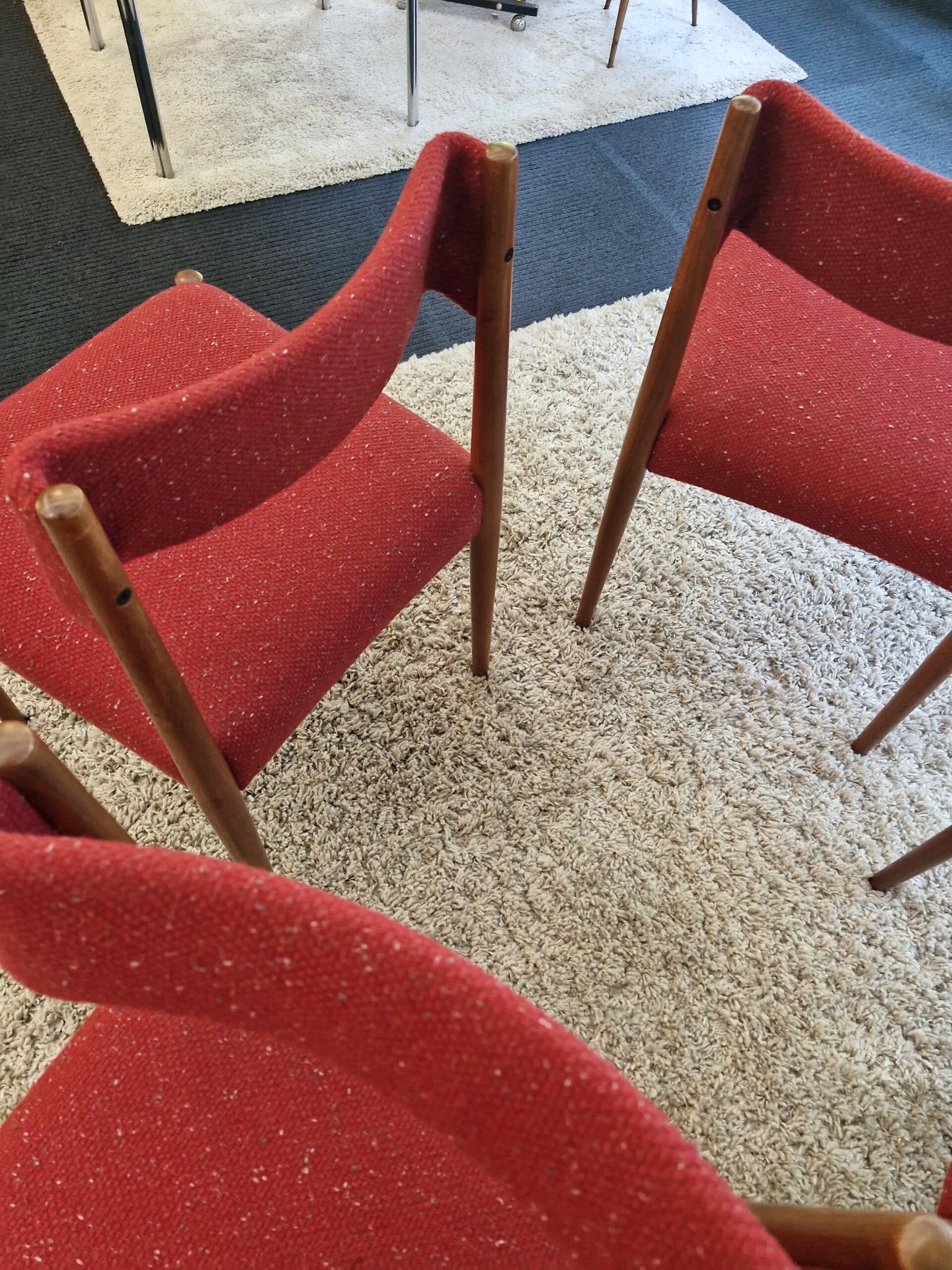 Set Van Vier Bovenkamp Bender Madsen Eetkamerstoelen image 3
