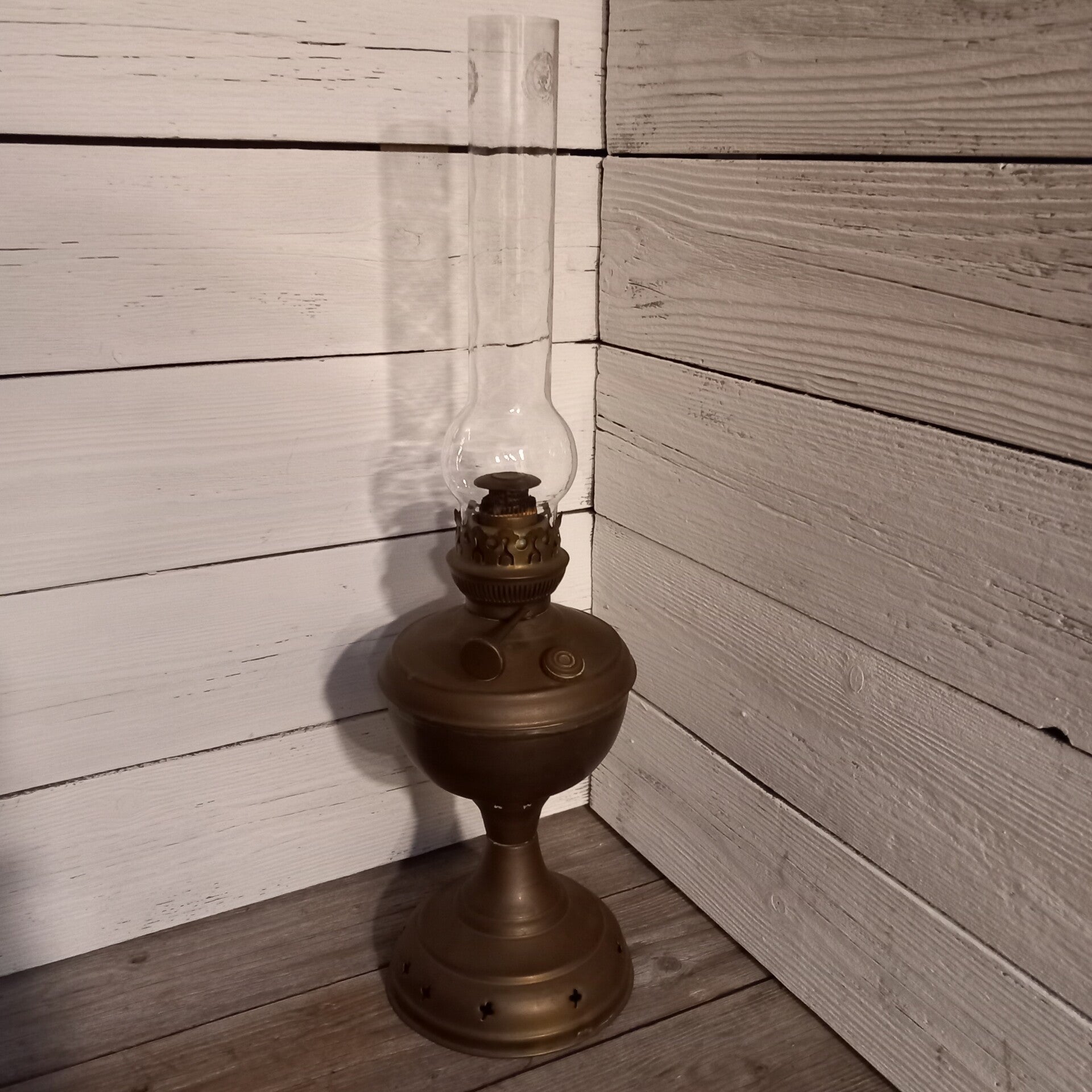 Antieke Koperen Olielamp, In Zeer Nette Staat. image 2