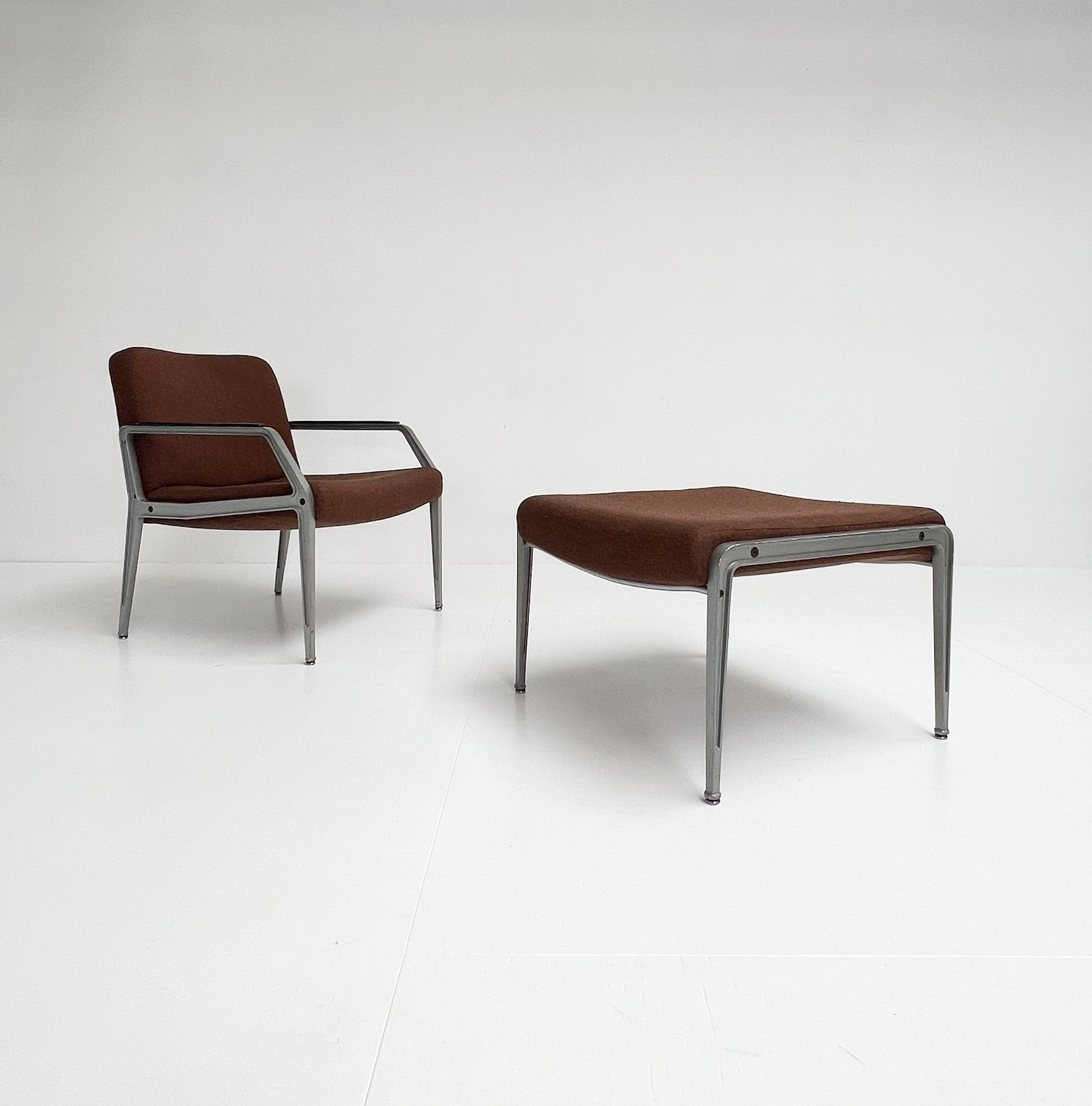 Fauteuil Met Voetenbank Toegeschreven Aan Gispen, 1960's image 19