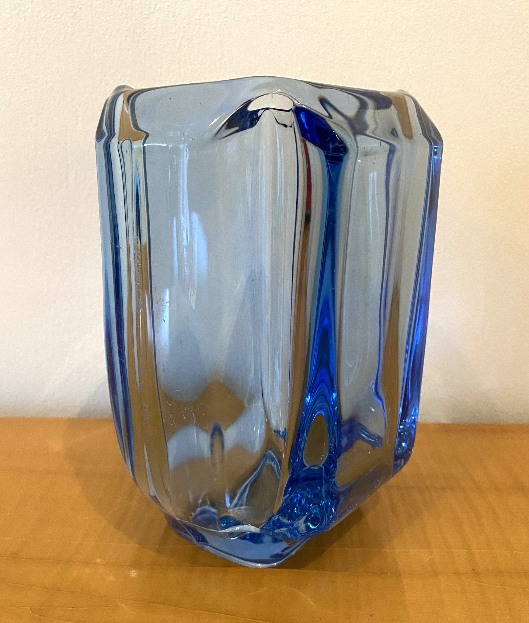 Uranium Glass Vase Blue 1970s image 8