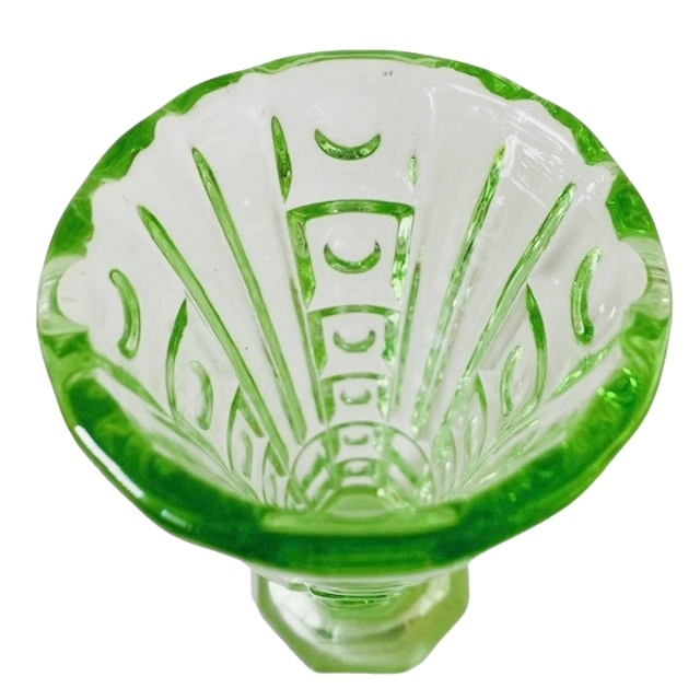 Art Deco Uranium Vaasje In Annagroen Persglas image 6