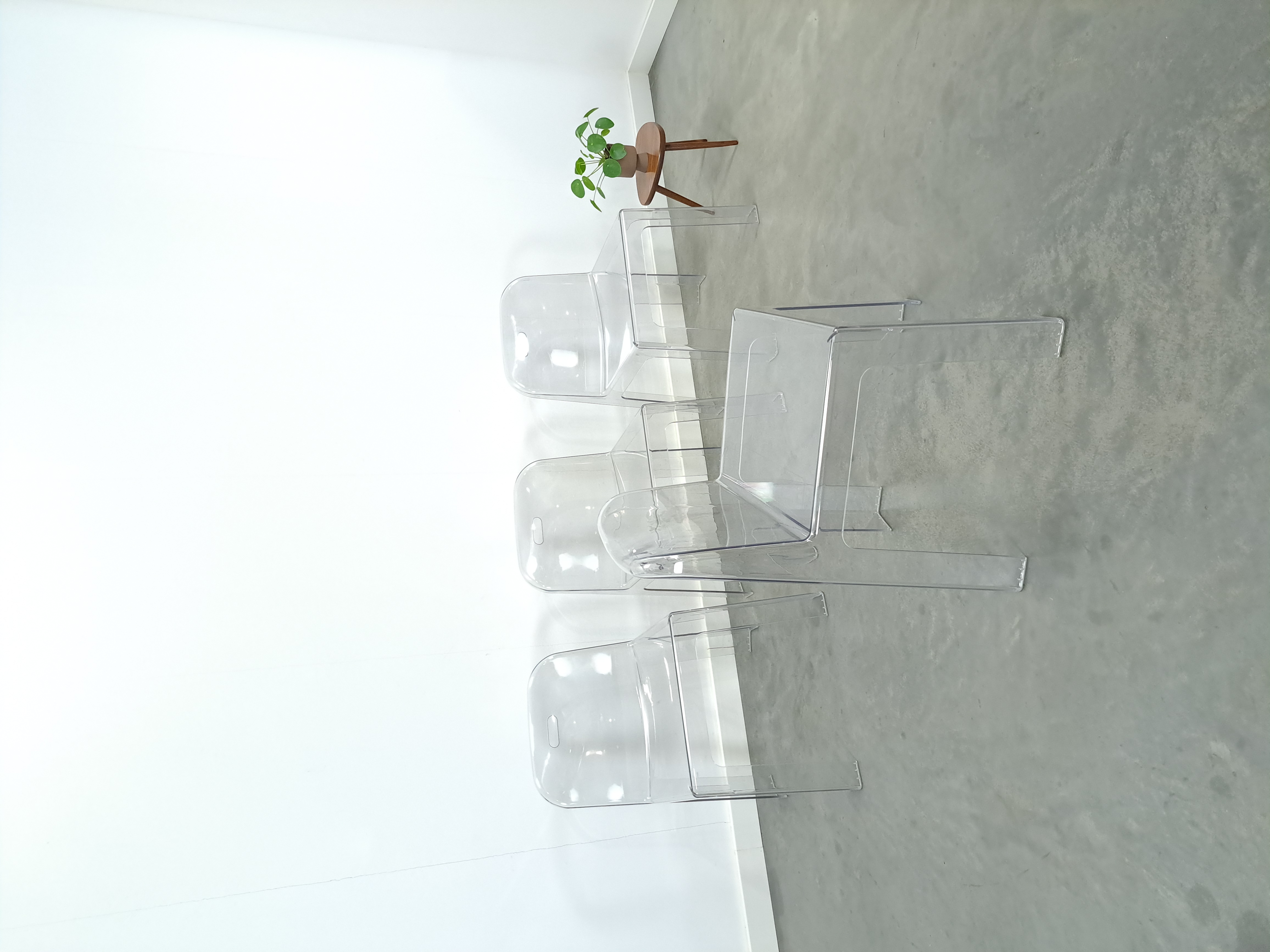 Design Plexiglas Stapelbare Stoelen Trono By Sottsass Associati 2005 Segis Italy image 19