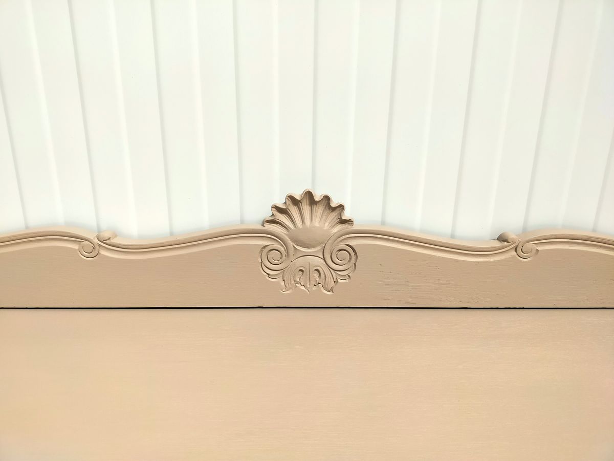 Vintage Dressoir Queen Ann Stijl image 10