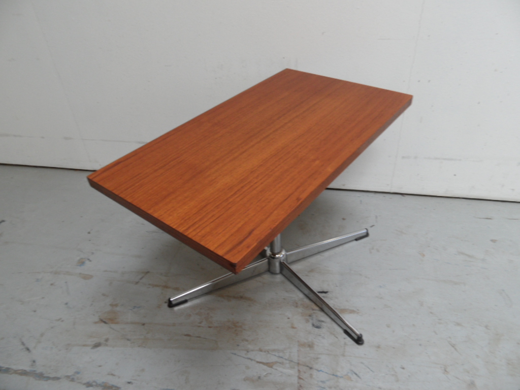 Tv Tafel 1950's image 8