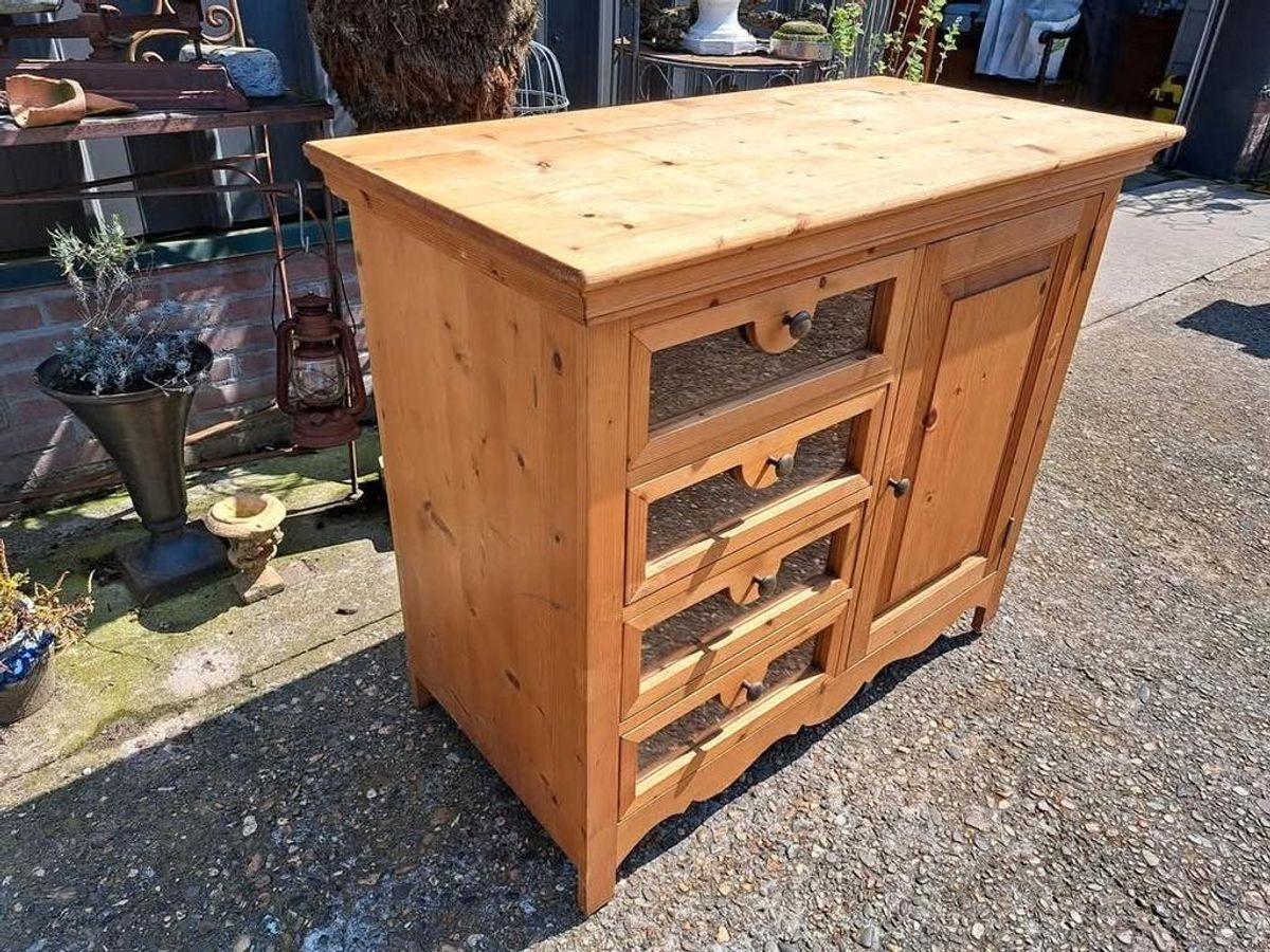 Grenen Ladekast, Dressoir, Commode Afm. 109x55cm En 94cm Hoo image 3
