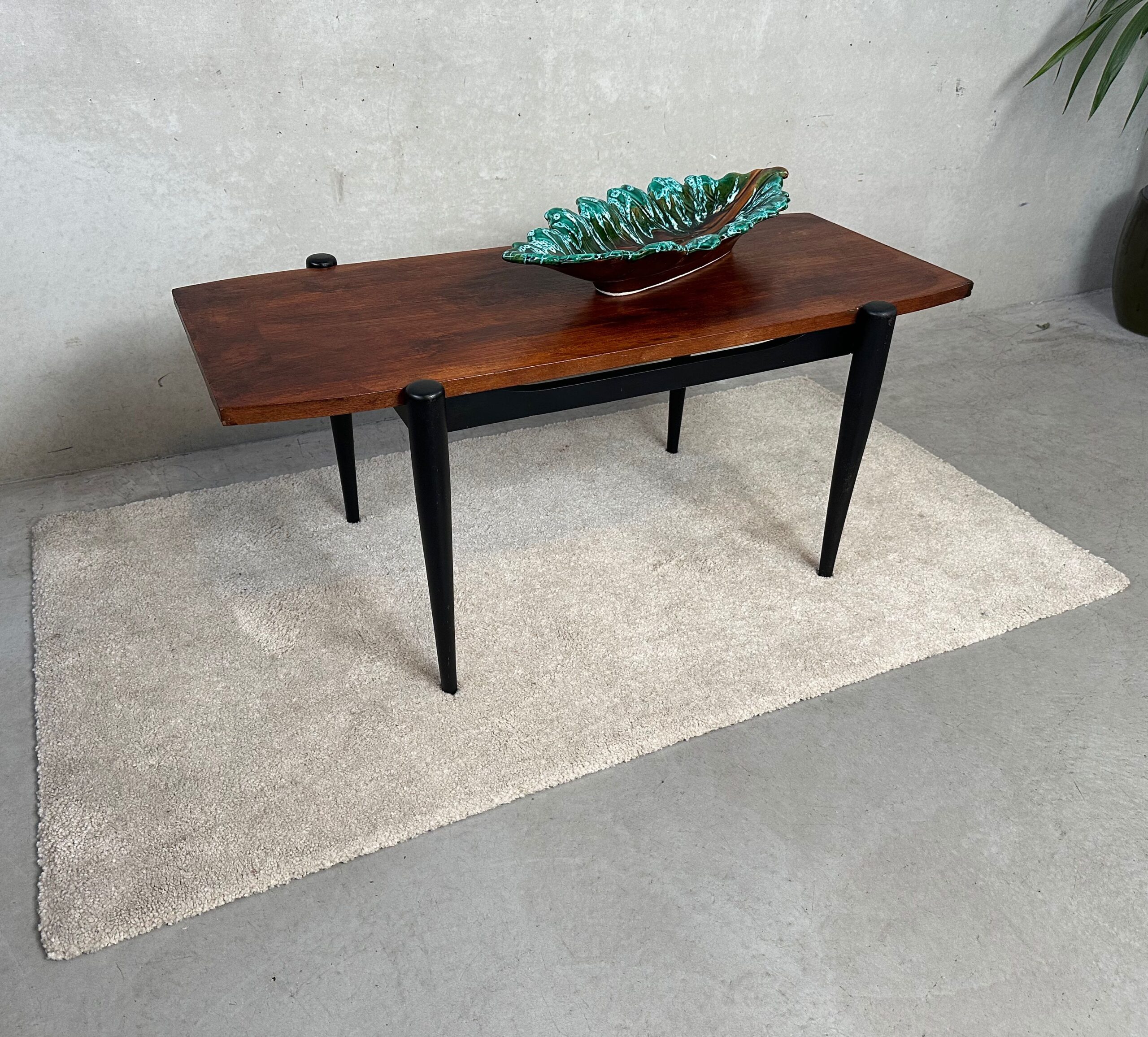 Vintage Turnable Coffeetable – 1950’s image 2
