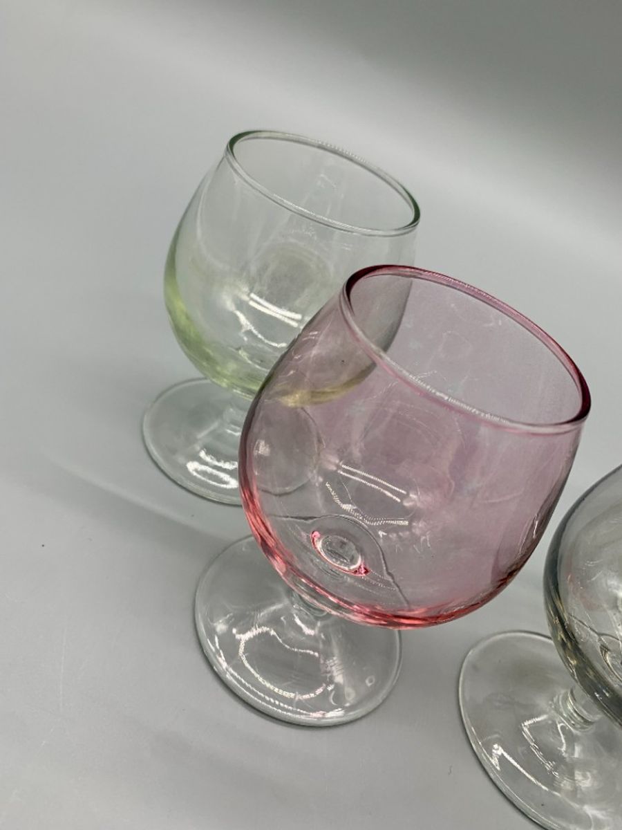 Set Vintage Gekleurde Cognac Glazen 4 Stuks image 6
