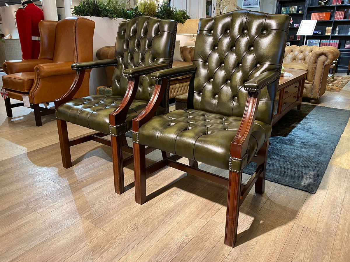 2 X Engelse Chesterfield Fauteuils/stoelen In Nieuwstaat Antiek Groen image 6