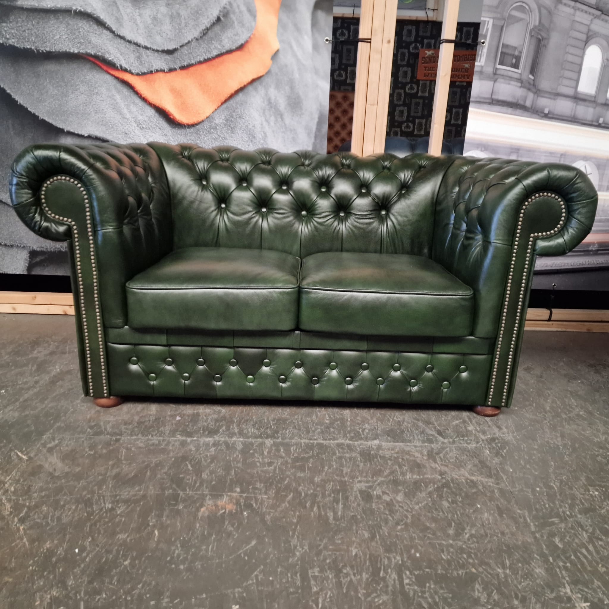 Chesterfield Brighton Antiek Groen – 1+2+3-zits Bankset Met Salontafel image 6