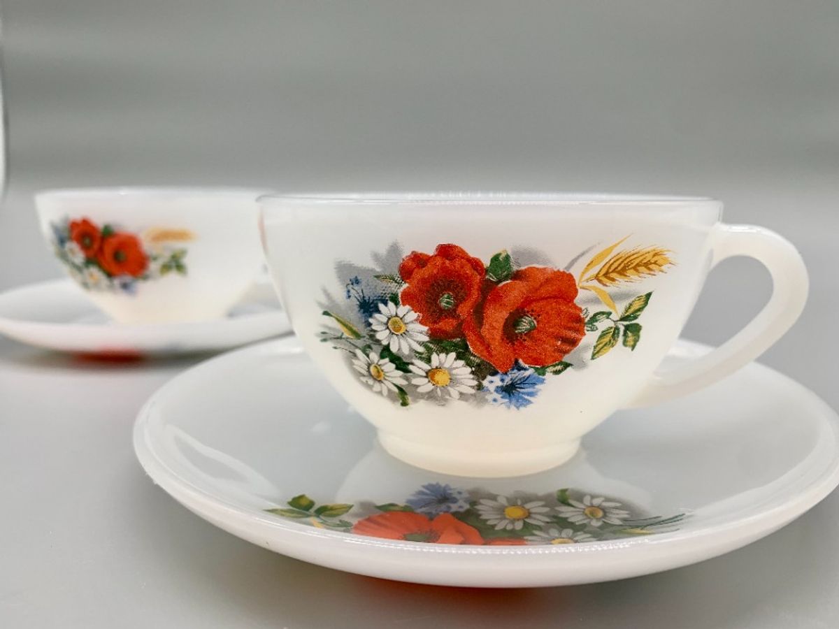 Set Arcopal Grote Kop En Schotel Veldbloemen image 5